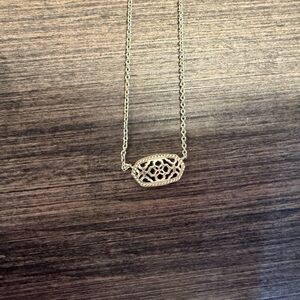 Kendra Scott Gold Filigree Oval Pendant Necklace